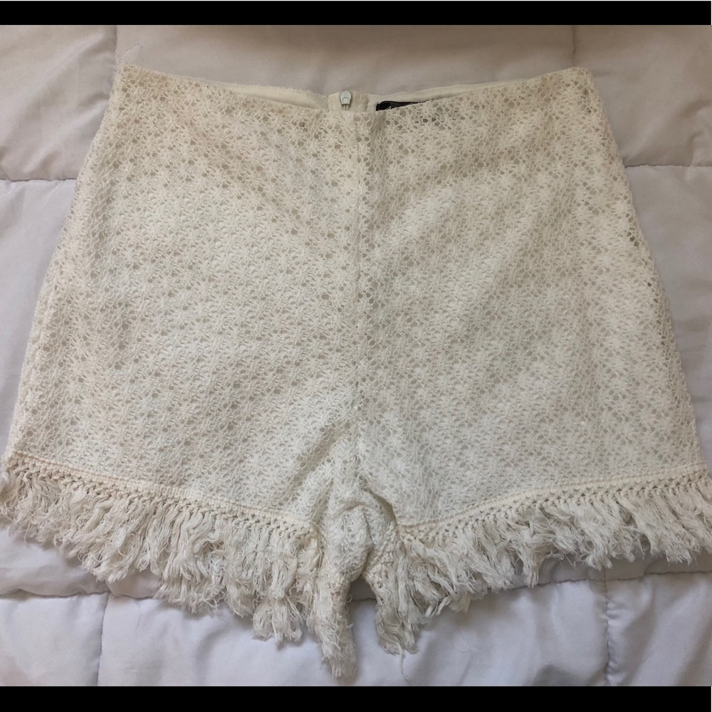 Boho lace white shorts with fringe